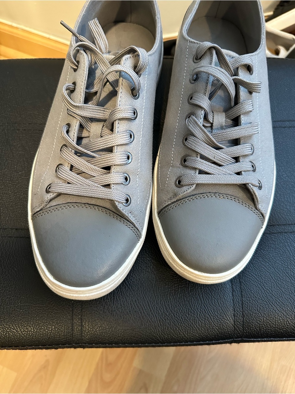 Joe's Jeans Men's Gray Low-Top Canvas Sneakers